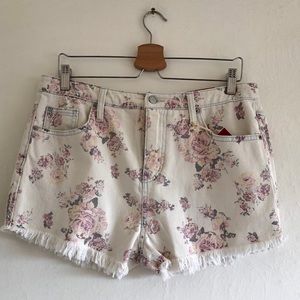 Mossimo  High Rise Short Shorts